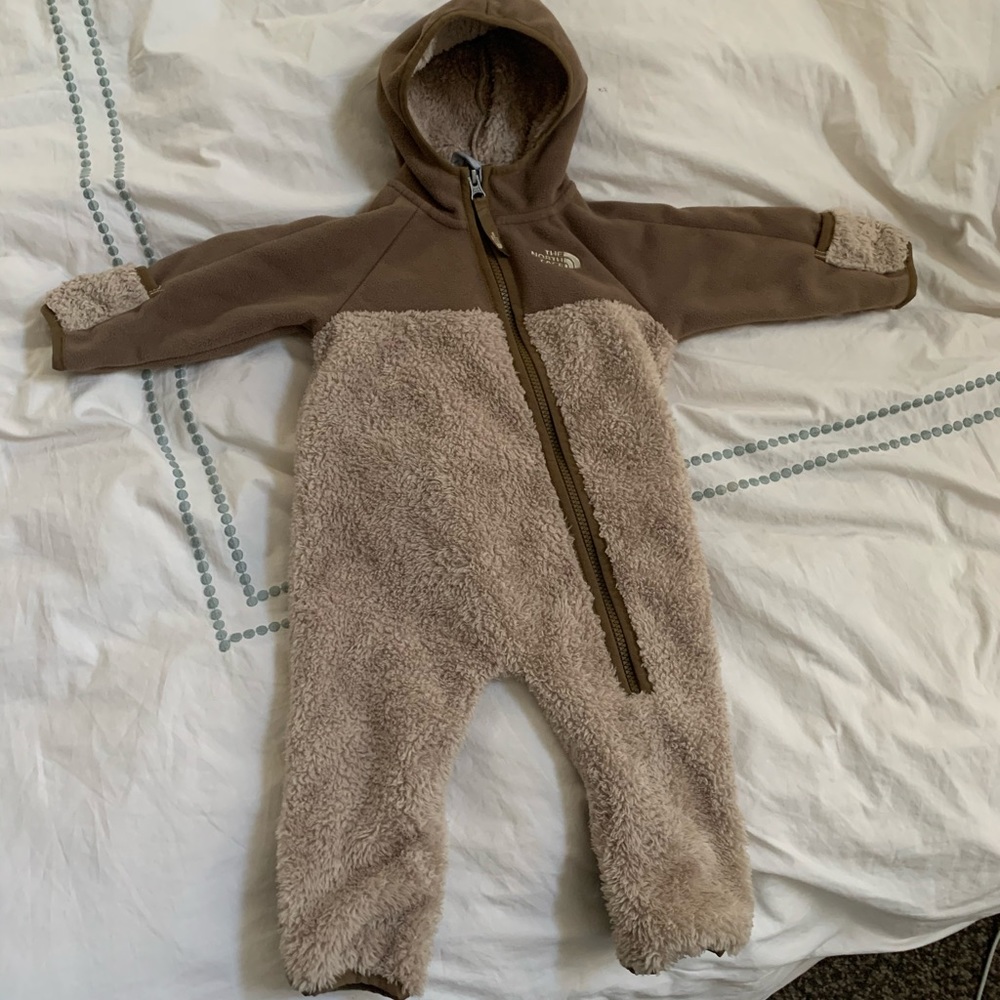 North Face infant Oso bunting 3-6mos